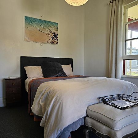 Brony'S Beachfront-Short And Long Term Stays Porirua Exteriér fotografie