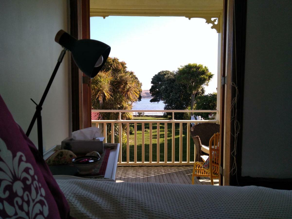 Brony'S Beachfront-Short And Long Term Stays Porirua Exteriér fotografie